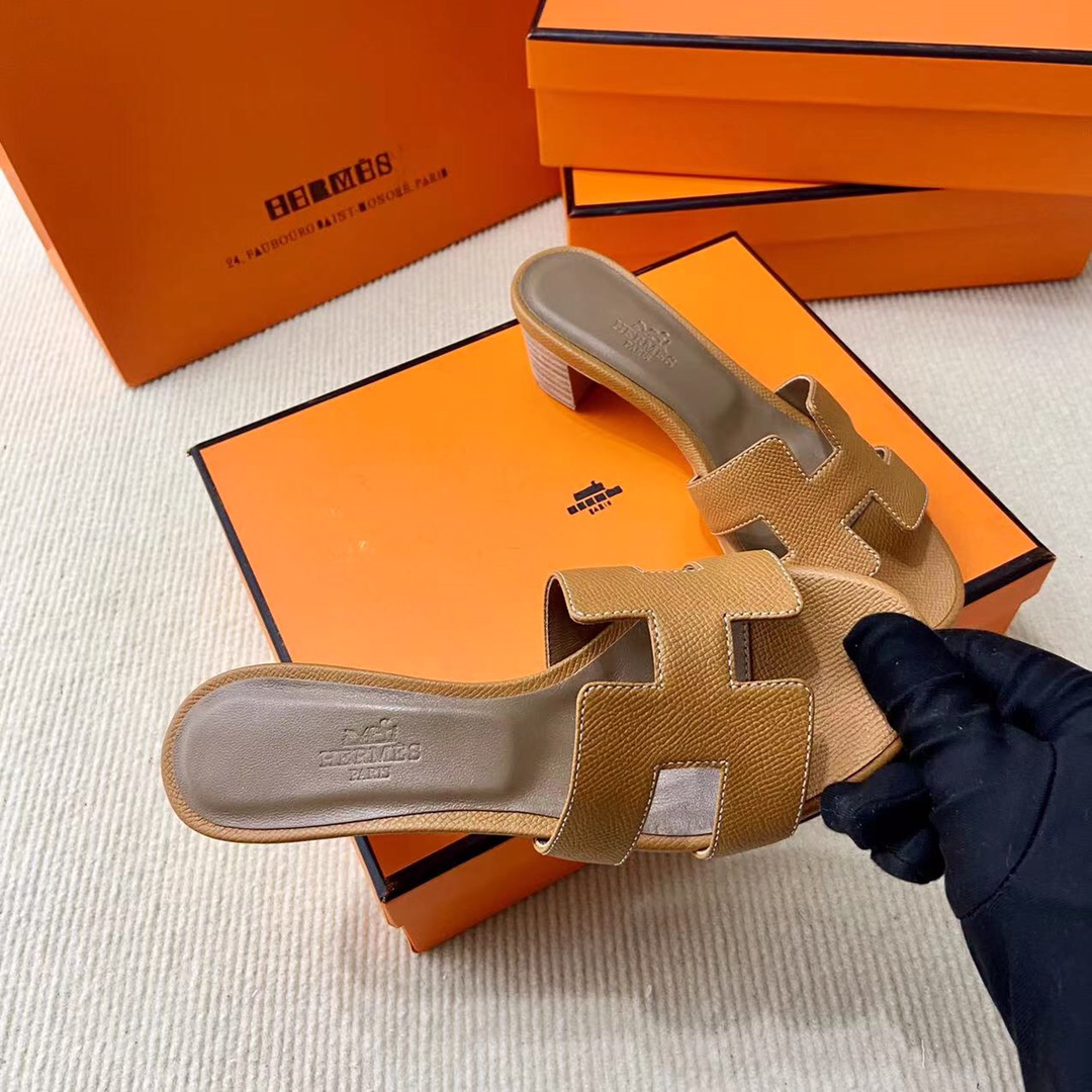 에르메스 올수공 오아시스 슬리퍼 샌들 앱송 43